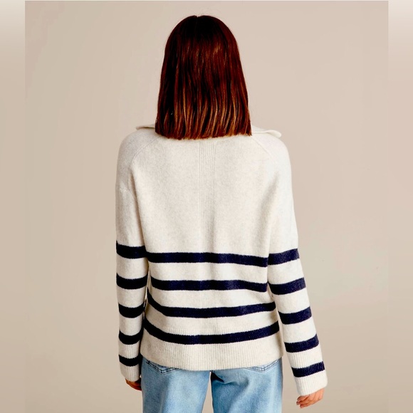 Michael Kors sweater - Picture 2 of 5